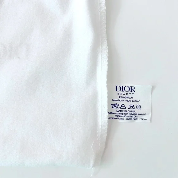 DIOR Cosmetic Make Up Drawstring Pouch - Picture 2 of 4
